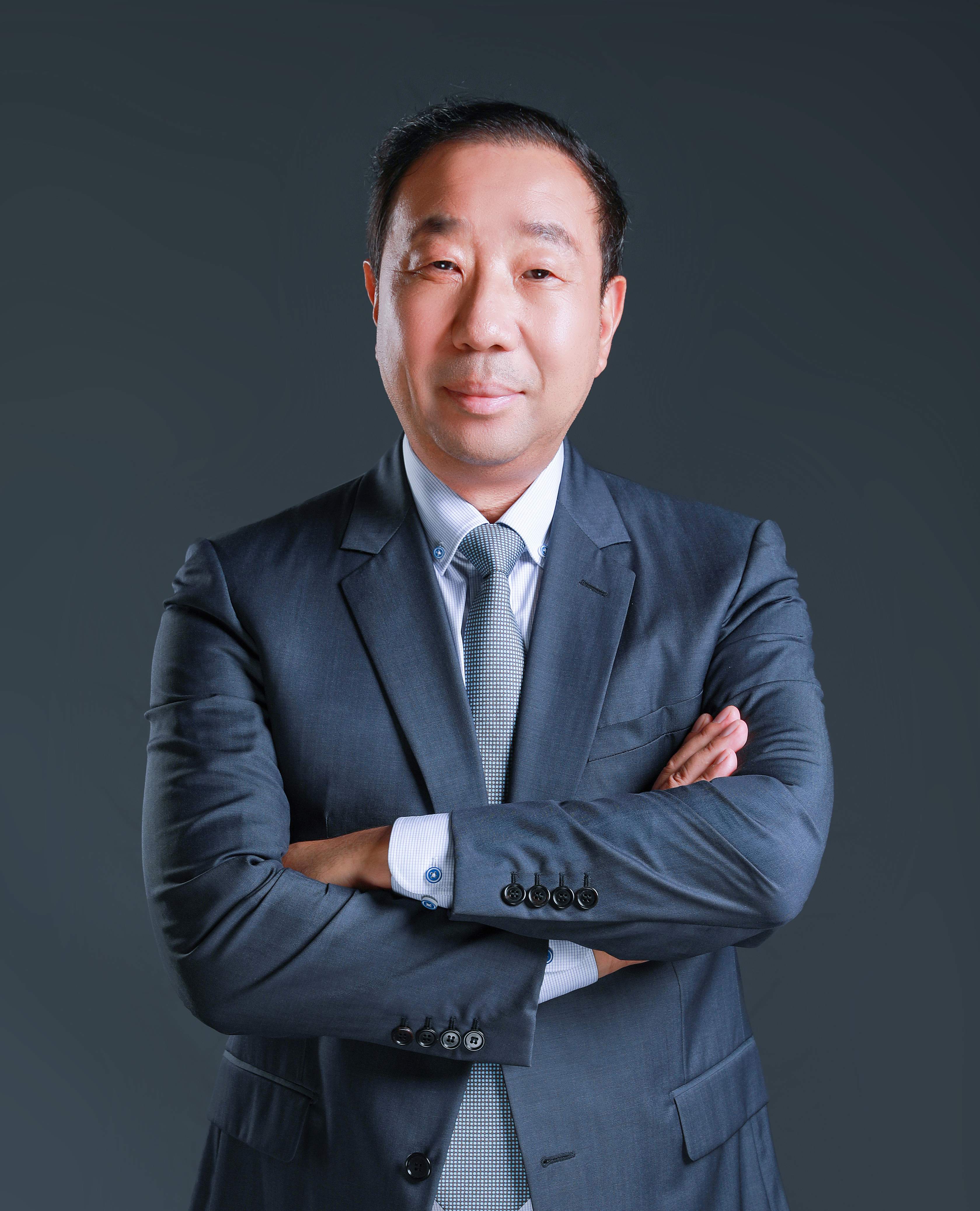 2-金英伟-选定版-网页.jpg